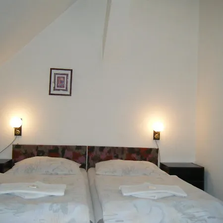 Hotel Parkan 3*